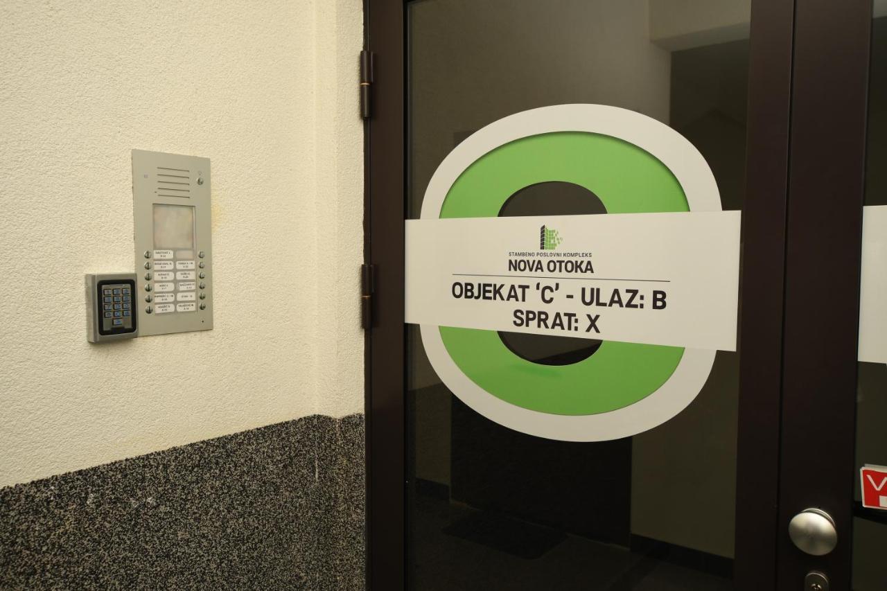 Sky Way Studio Apartment Сараево Екстериор снимка